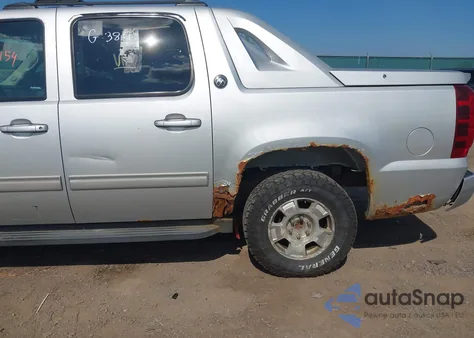 2013 Chevrolet Avalanche Ls from USA, damaged, VIN 3GNTKEE78DG190925